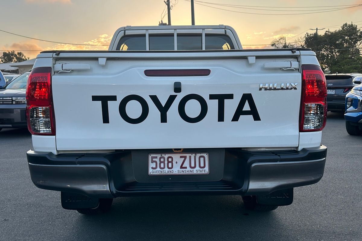 2020 Toyota Hilux Hilux 4x2 SR 2.8L T Diesel Automatic Double Cab