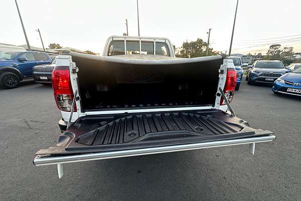 2020 Toyota Hilux Hilux 4x2 SR 2.8L T Diesel Automatic Double Cab