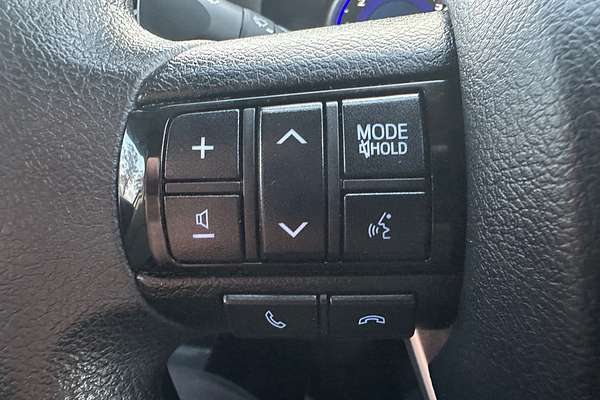 2020 Toyota Hilux Hilux 4x2 SR 2.8L T Diesel Automatic Double Cab