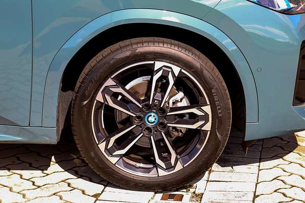 2024 BMW iX2 eDrive20 M Sport U10