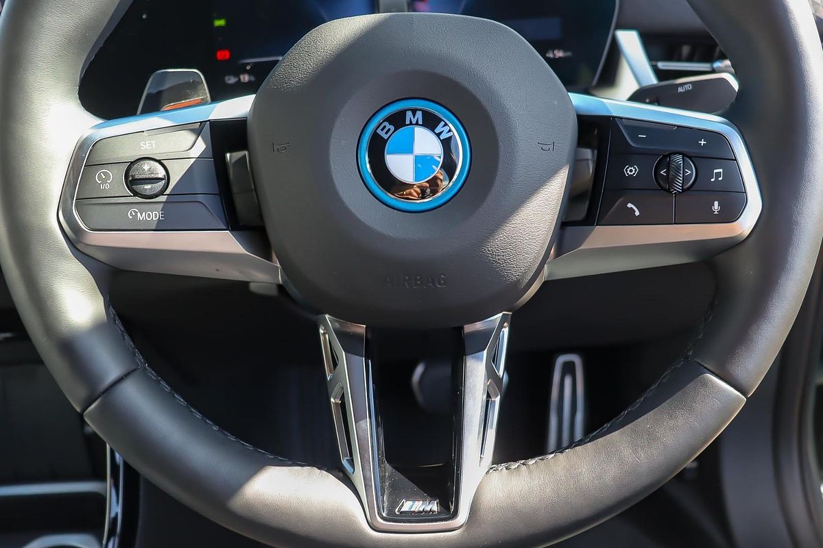 2024 BMW iX2 eDrive20 M Sport U10