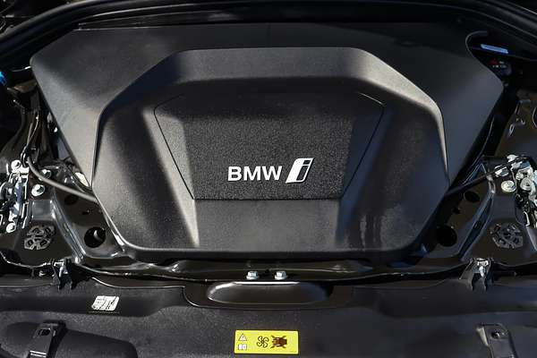 2024 BMW iX2 eDrive20 M Sport U10