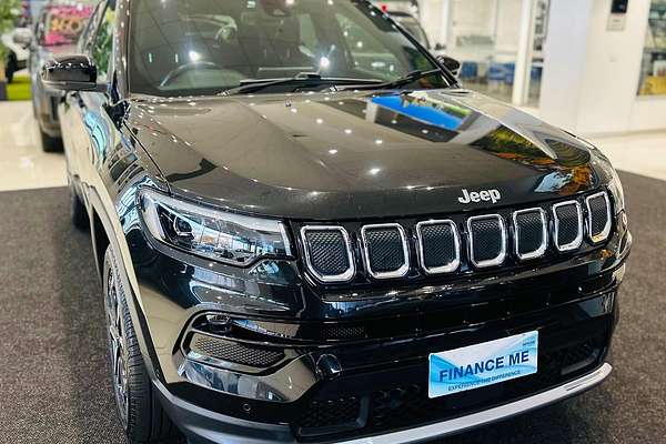 2023 Jeep Compass Limited M6