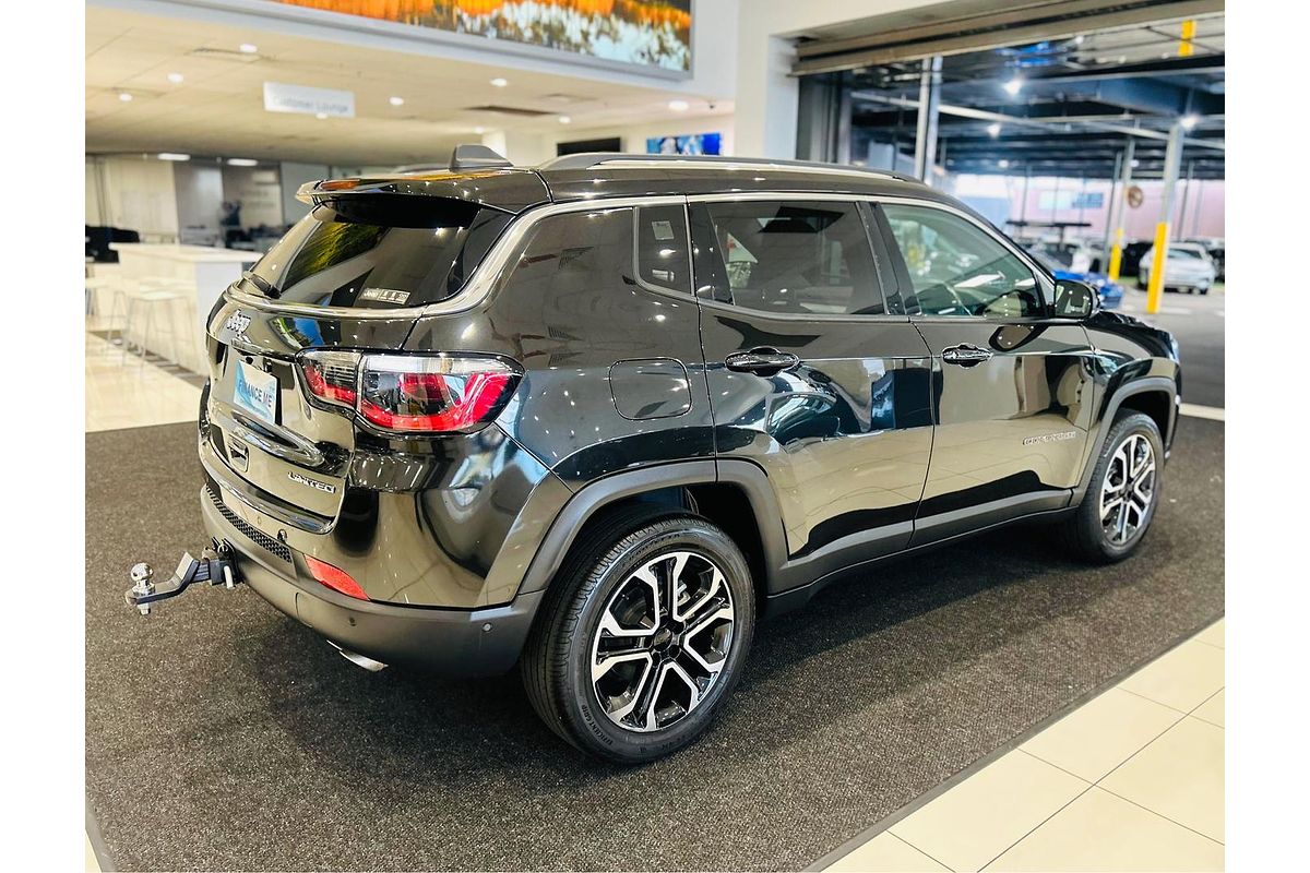 2023 Jeep Compass Limited M6