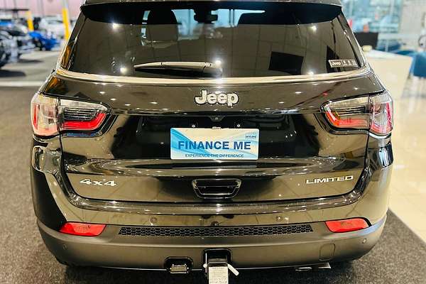 2023 Jeep Compass Limited M6