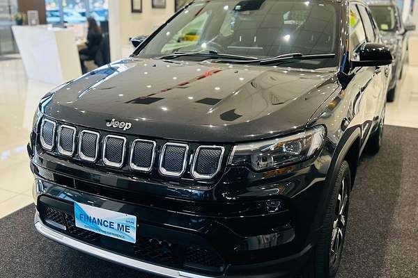 2023 Jeep Compass Limited M6