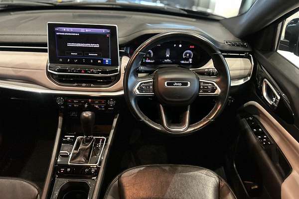 2023 Jeep Compass Limited M6