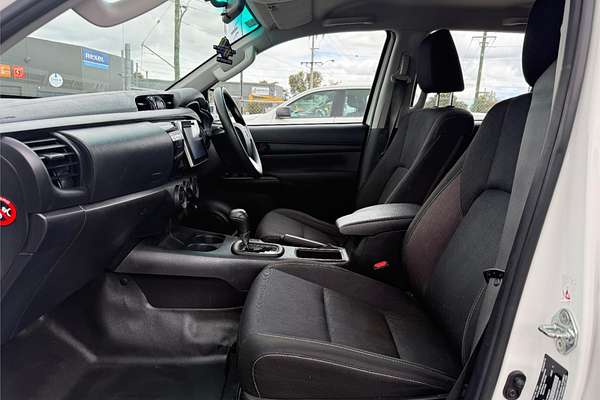 2019 Toyota Hilux SR GUN126R 4X4