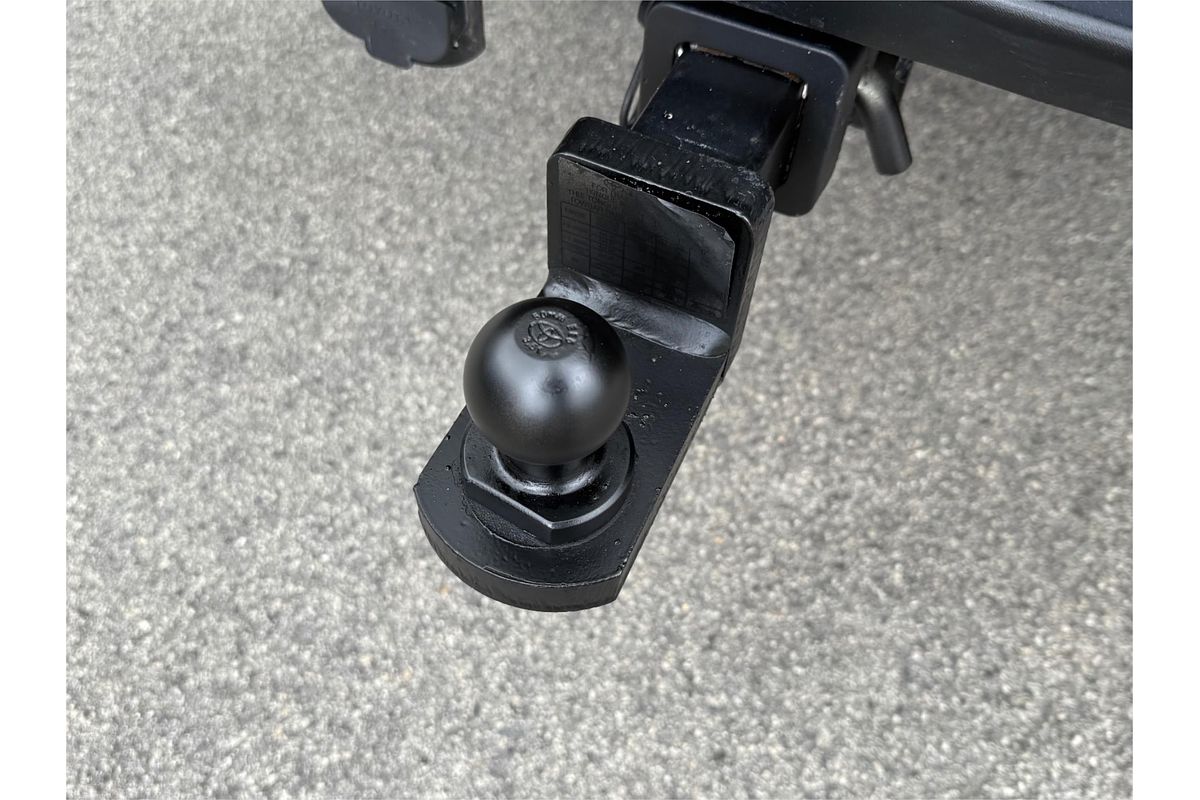 2019 Toyota Hilux SR GUN126R 4X4