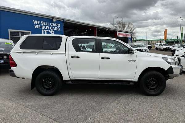 2019 Toyota Hilux SR GUN126R 4X4