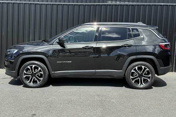 2023 Jeep Compass Limited M6