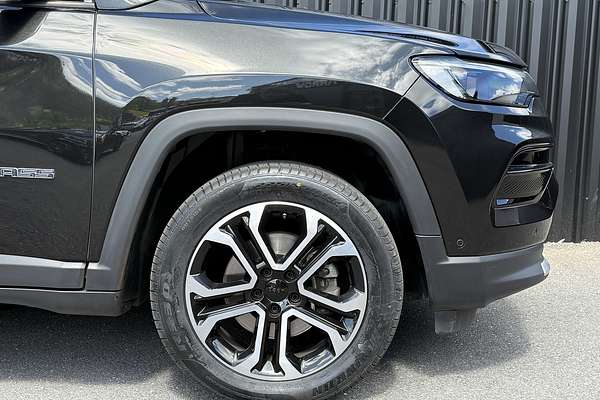 2023 Jeep Compass Limited M6