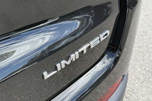 2023 Jeep Compass Limited M6