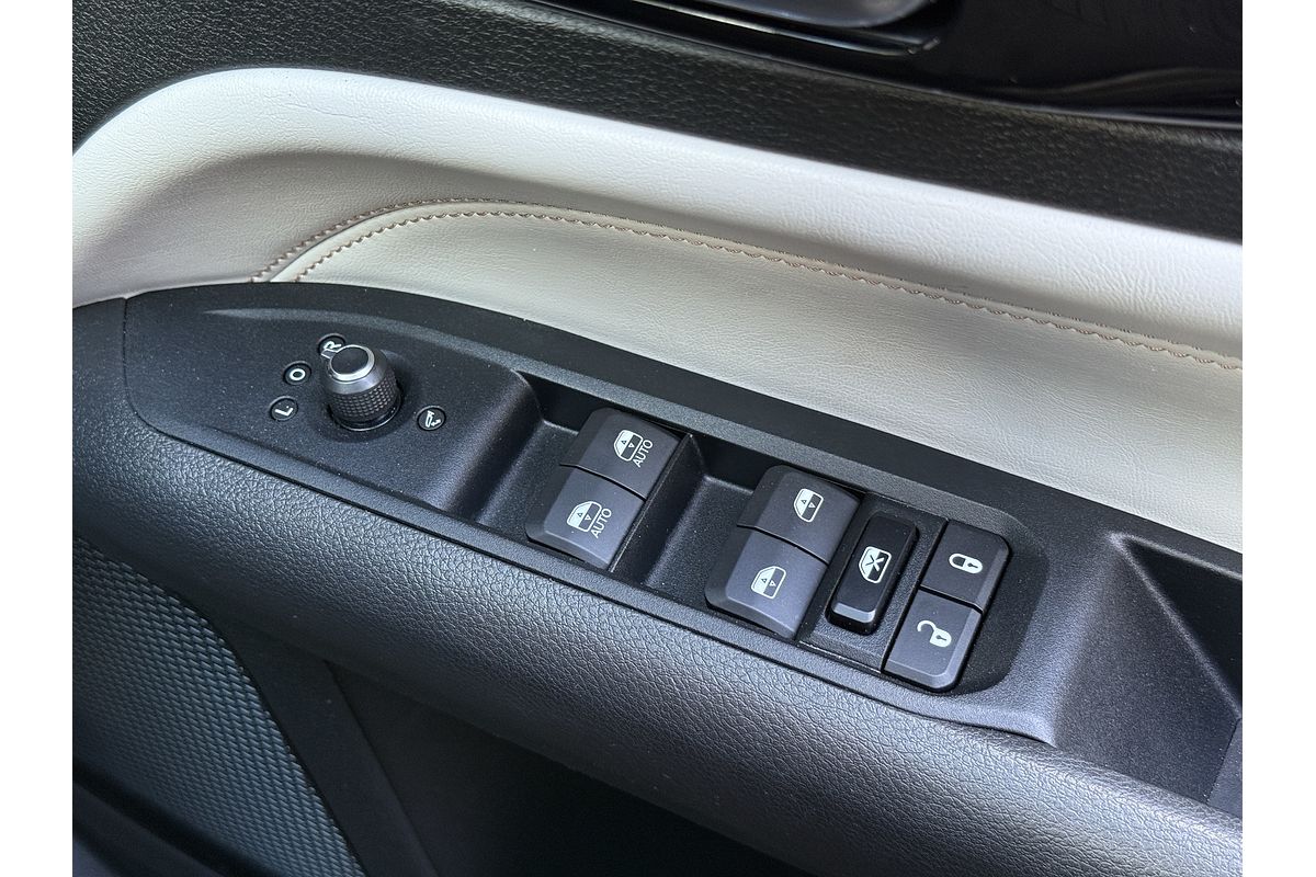 2023 Jeep Compass Limited M6