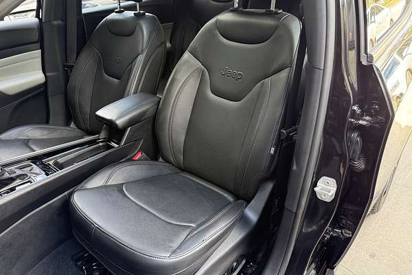 2023 Jeep Compass Limited M6