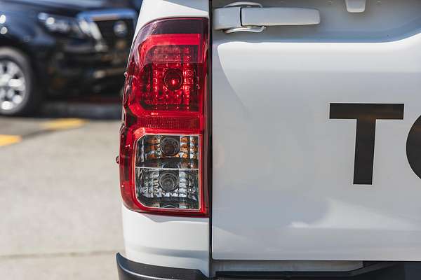 2019 Toyota Hilux SR GUN126R 4X4