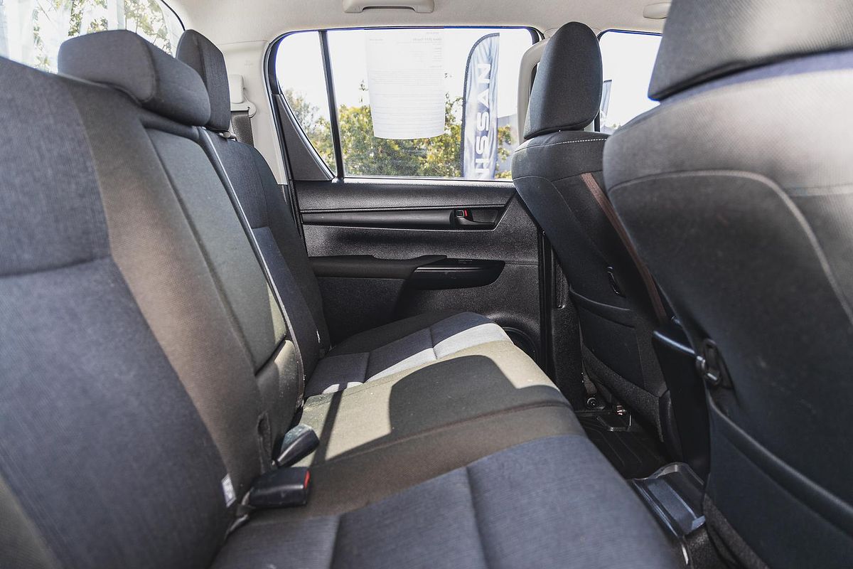 2019 Toyota Hilux SR GUN126R 4X4