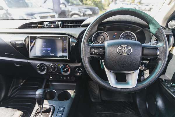 2019 Toyota Hilux SR GUN126R 4X4