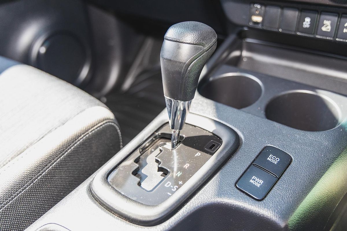 2019 Toyota Hilux SR GUN126R 4X4