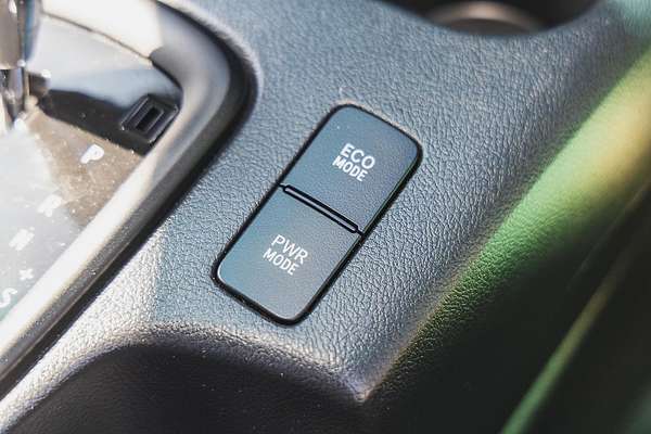 2019 Toyota Hilux SR GUN126R 4X4