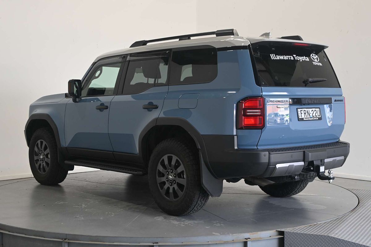 2025 Toyota Landcruiser Prado Altitude GDJ251R