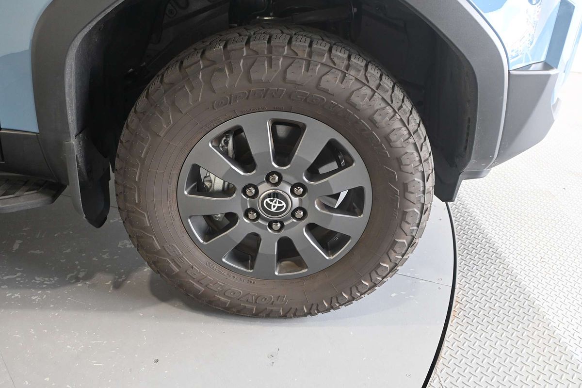 2025 Toyota Landcruiser Prado Altitude GDJ251R
