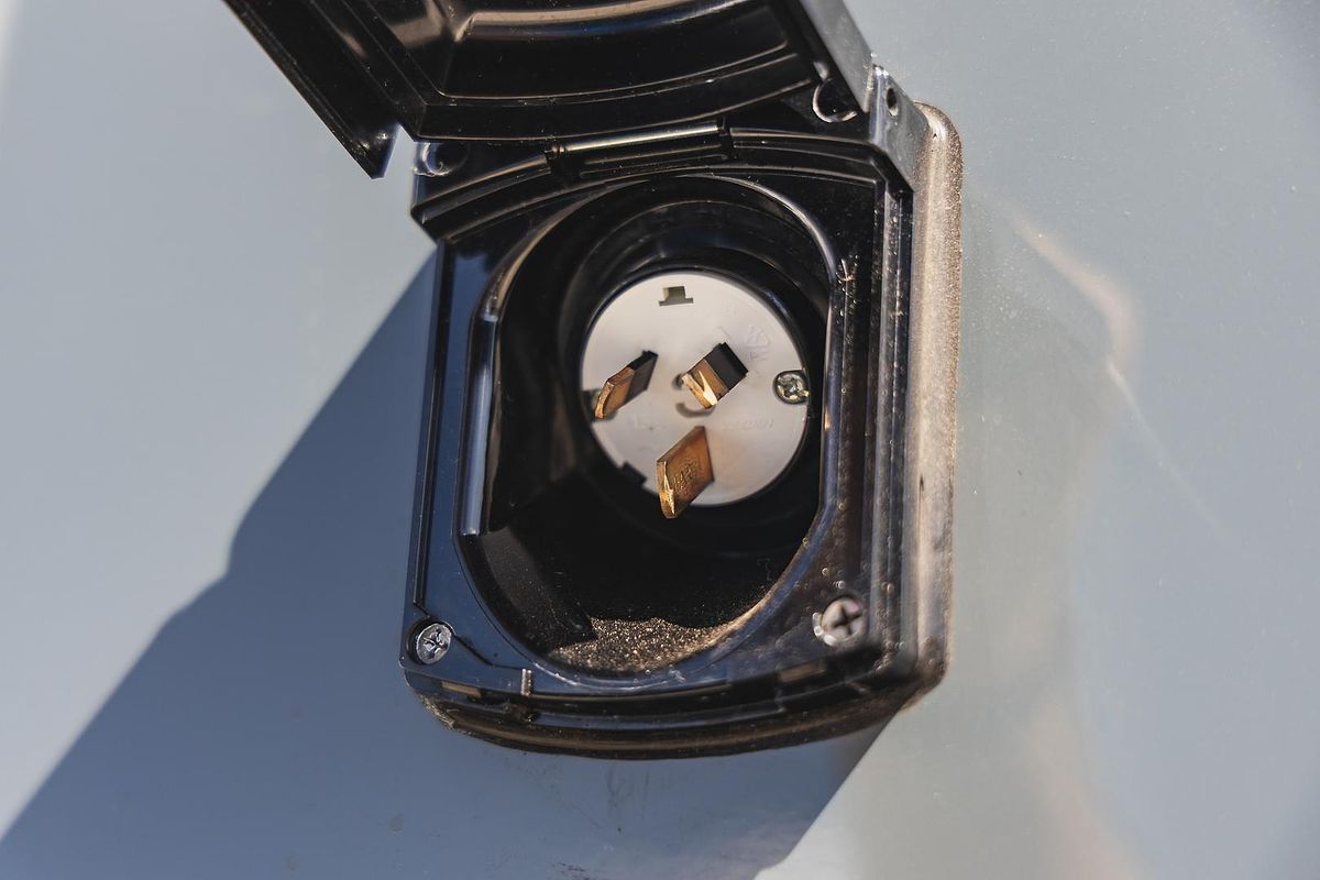 2024 Renault Trafic Premium X82 SWB Low Roof