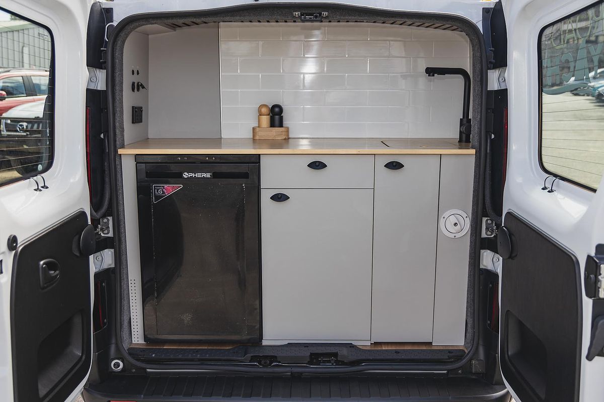 2024 Renault Trafic Premium X82 LWB
