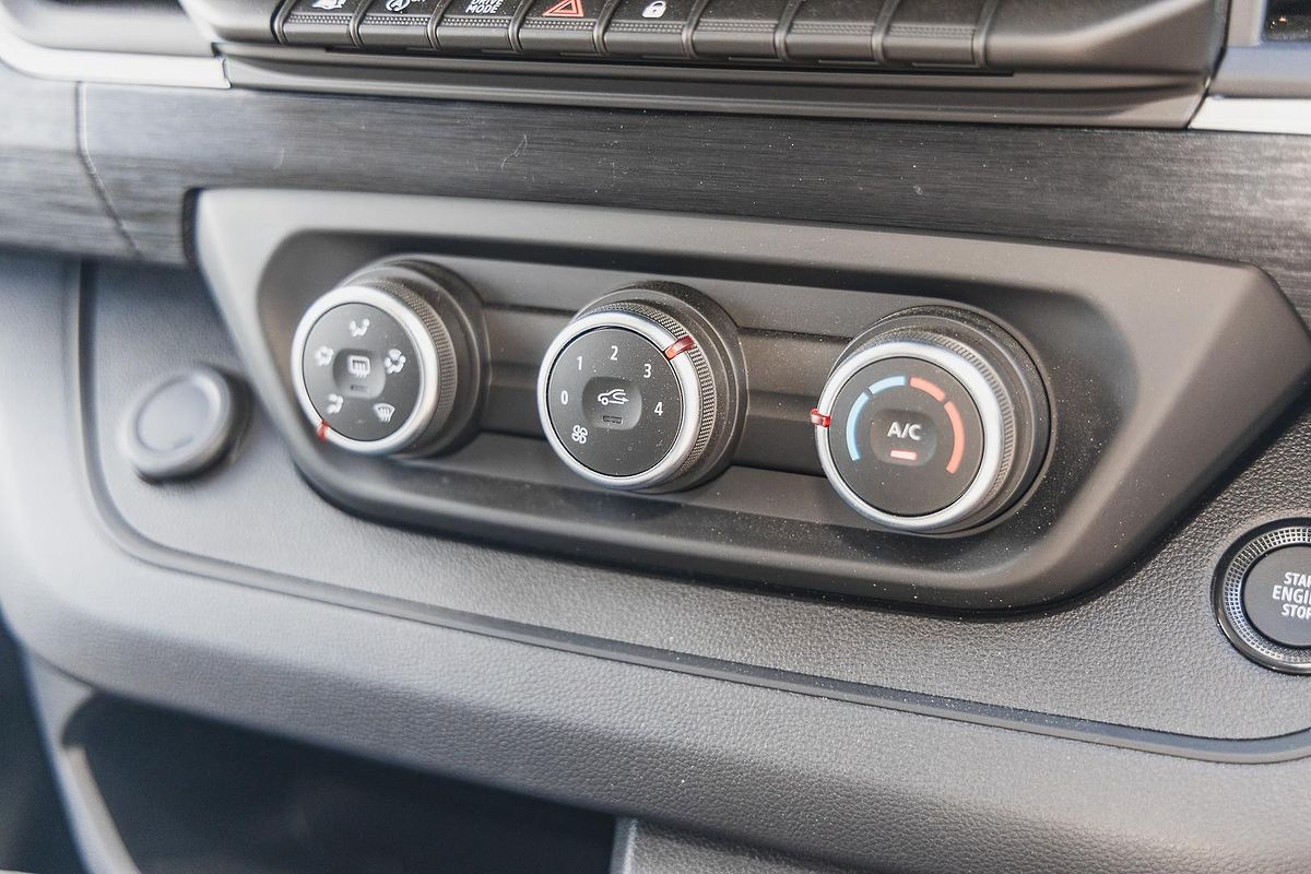 2024 Renault Trafic Premium X82 SWB Low Roof