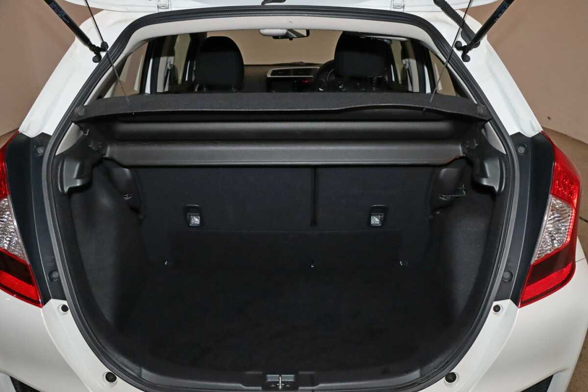 SOLD 2017 Honda Jazz VTiS Used Hatch Rockingham WA