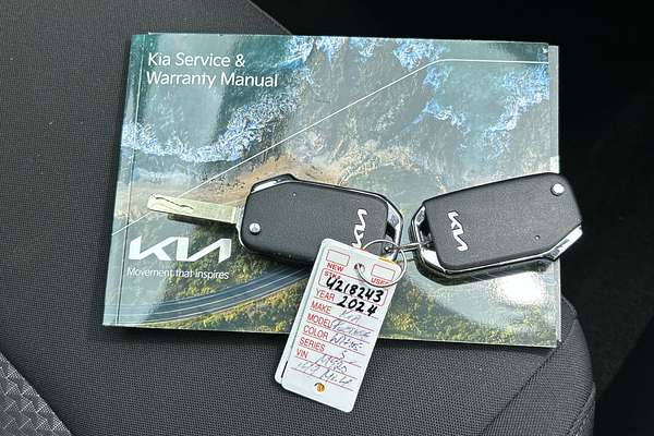 2024 Kia Sportage S NQ5