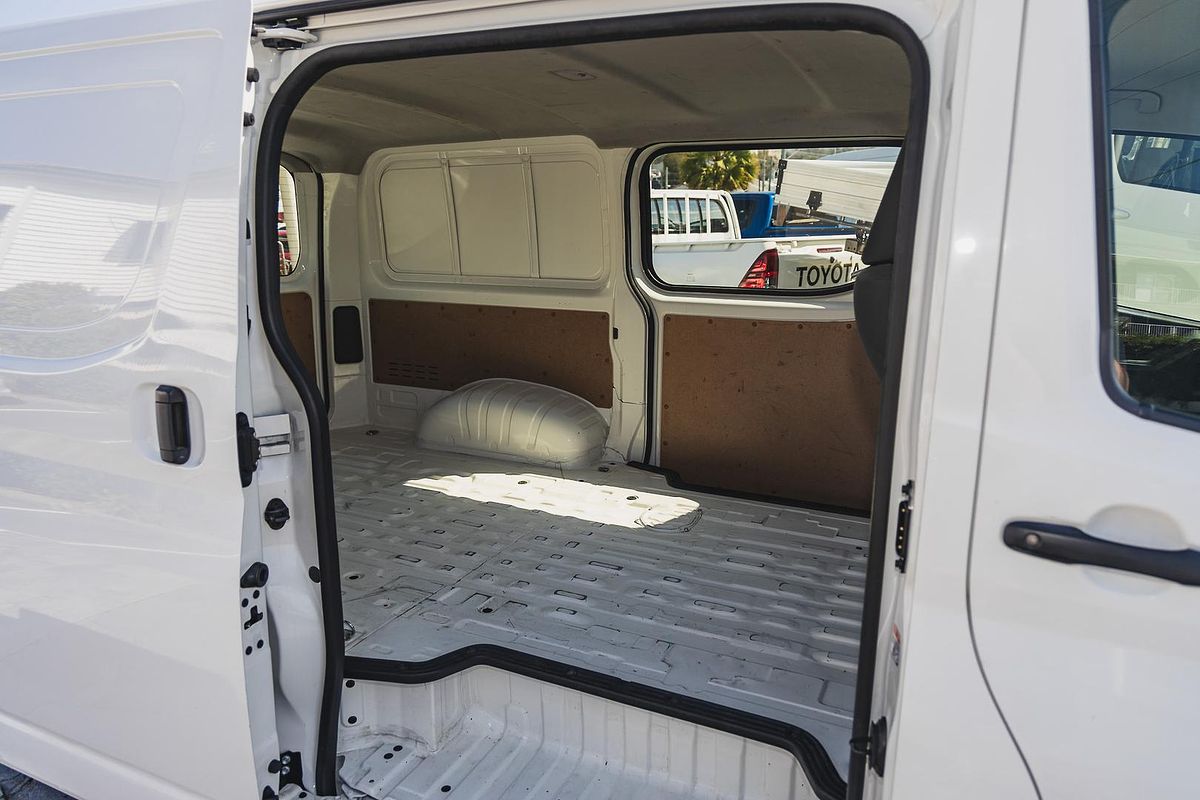 2024 Toyota Hiace GDH300R LWB