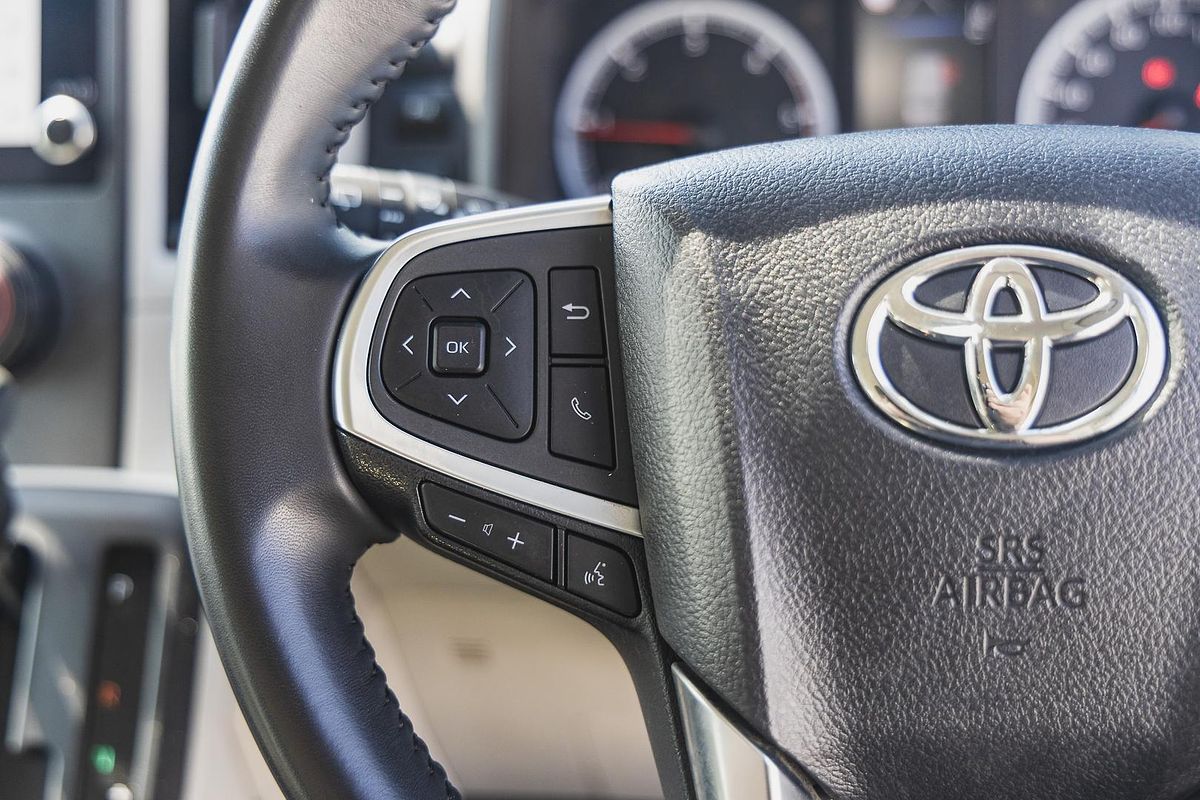 2024 Toyota Hiace GDH300R LWB