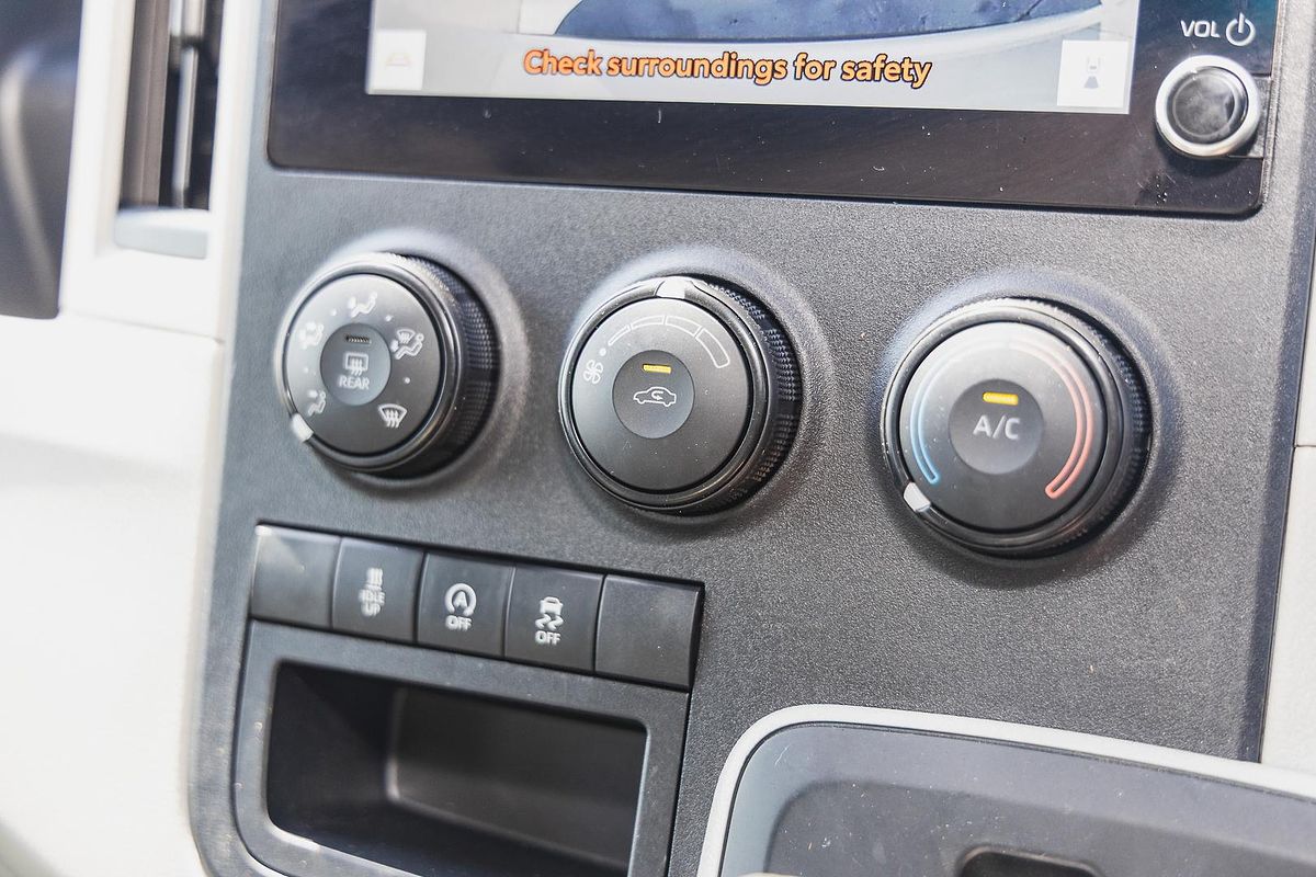 2024 Toyota Hiace GDH300R LWB