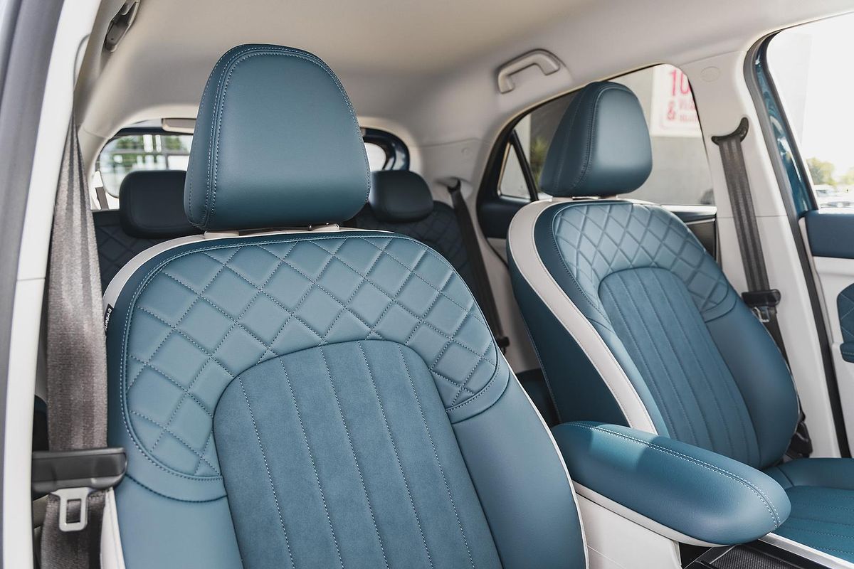 2025 GWM Ora Lux ES11