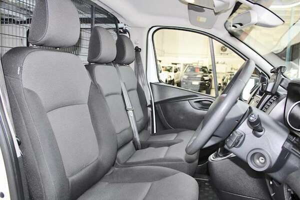 2020 Mitsubishi EXPRESS GLX SN MY21