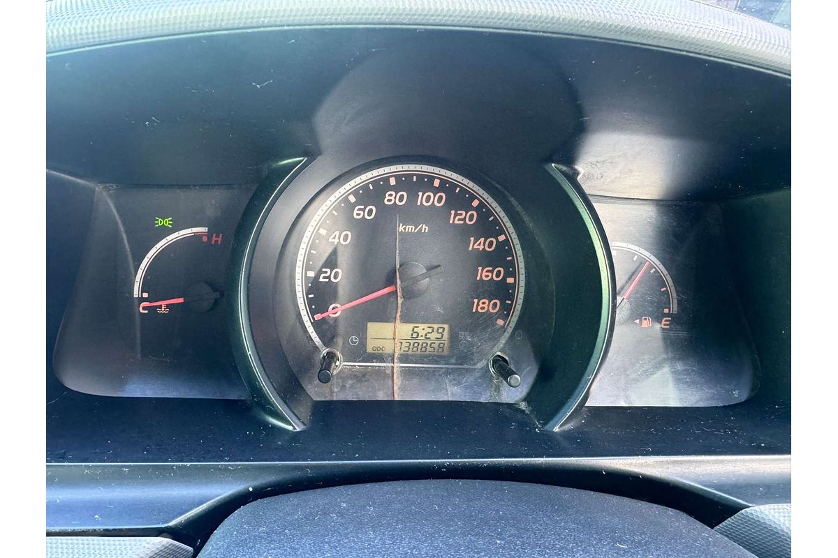 2006 Toyota Hiace Commuter KDH222R ELWB