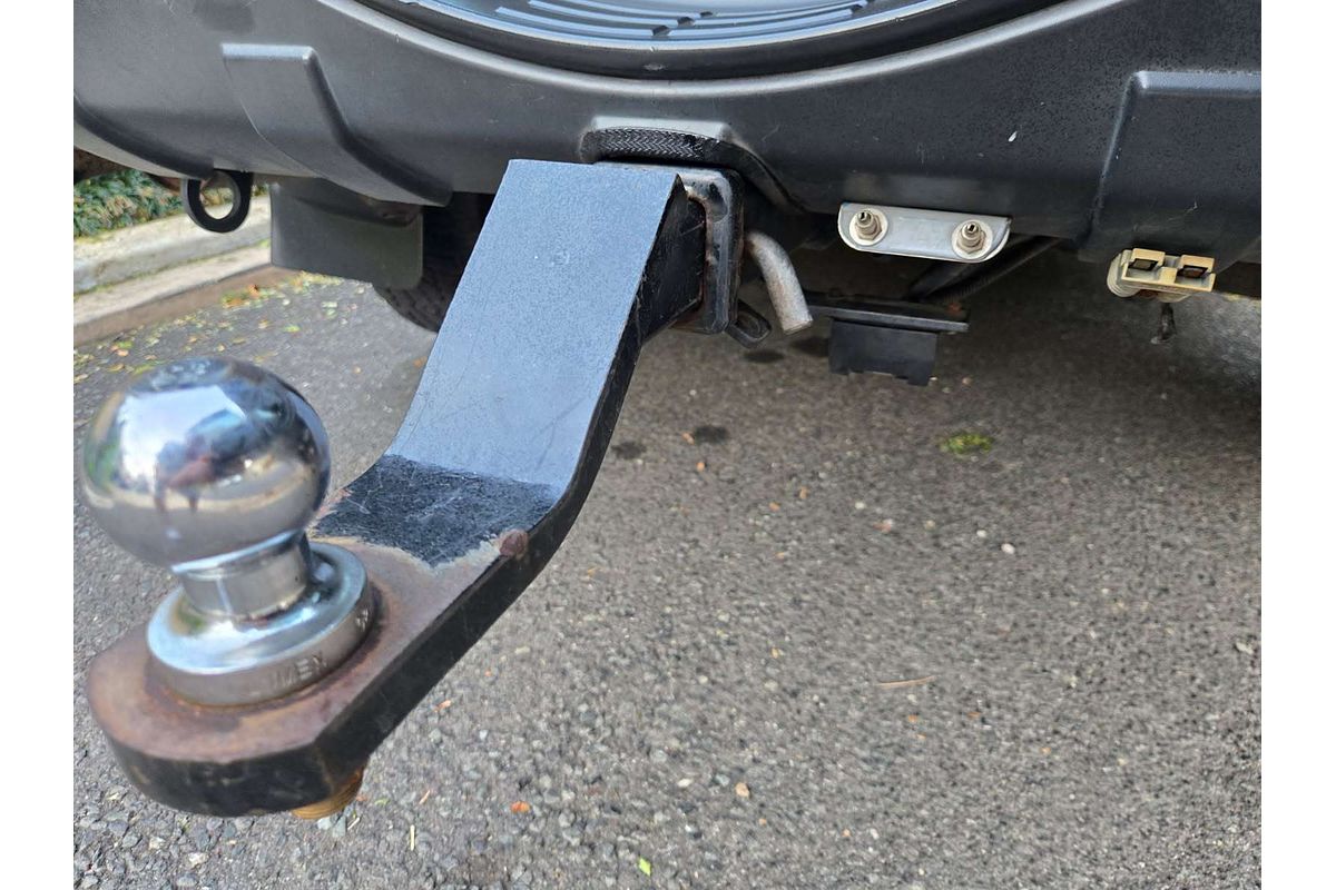 2014 Mitsubishi Pajero VR-X NW