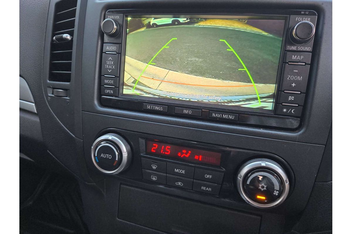 2014 Mitsubishi Pajero VR-X NW