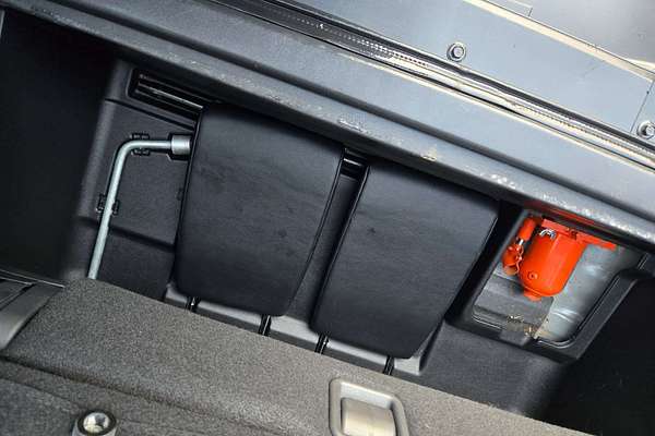 2014 Mitsubishi Pajero VR-X NW