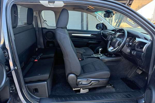 2021 Toyota Hilux SR5 GUN126R 4X4