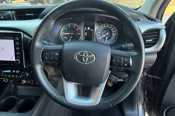 2021 Toyota Hilux SR5 GUN126R 4X4