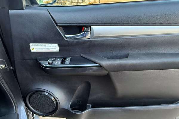 2021 Toyota Hilux SR5 GUN126R 4X4