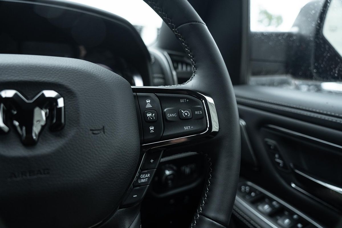 2024 RAM 1500 Limited RamBox DT 4X4 SWB