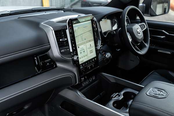 2025 RAM 1500 Laramie Sport Hurricane SO RamBox DT 4X4 SWB