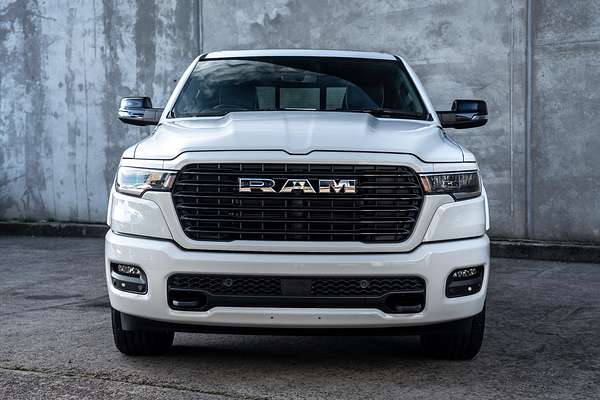 2025 RAM 1500 Laramie Sport Hurricane SO RamBox DT 4X4 SWB