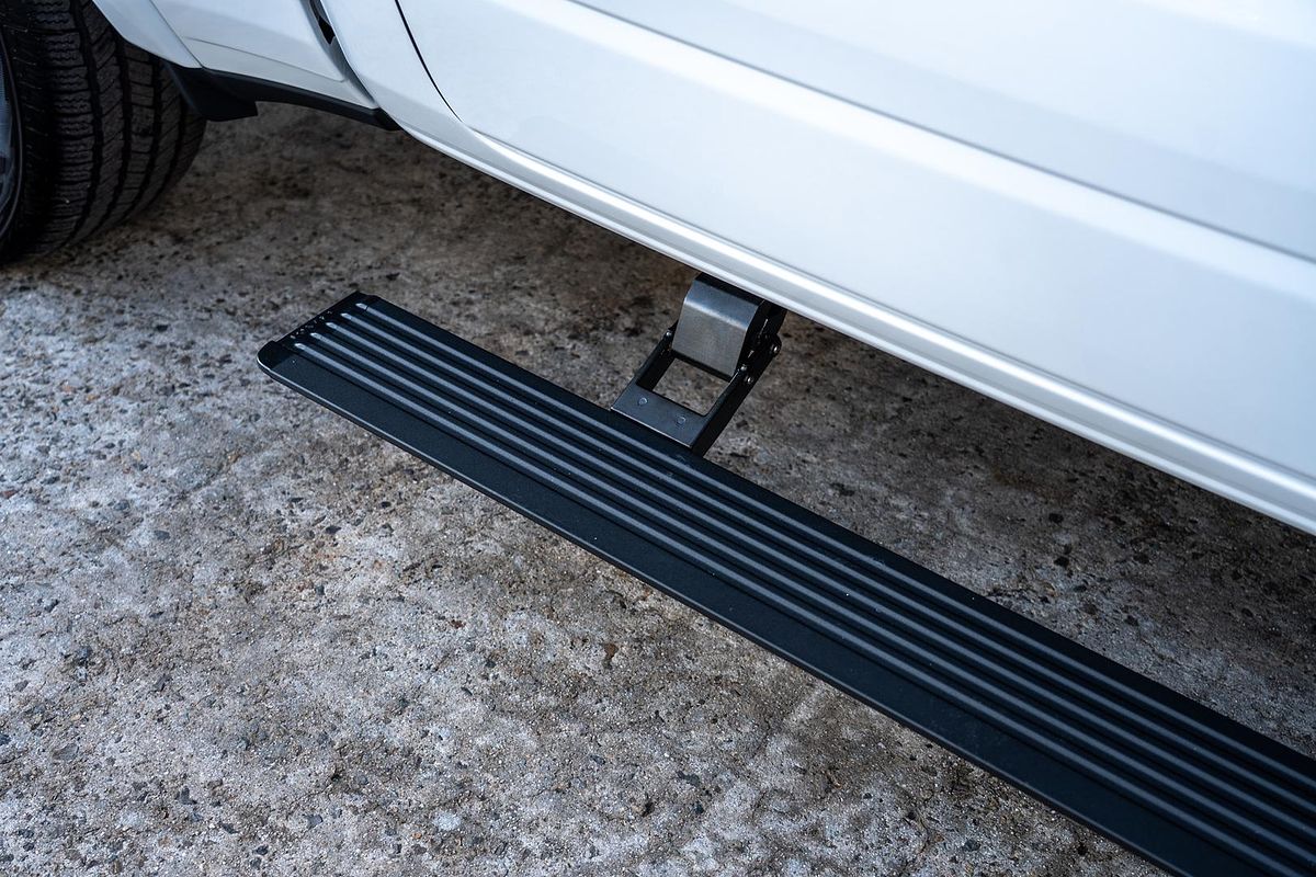 2025 RAM 1500 Laramie Sport Hurricane SO RamBox DT 4X4 SWB