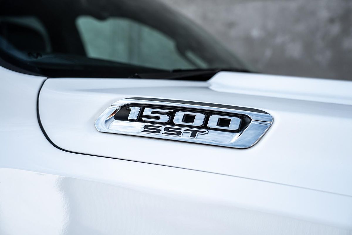 2025 RAM 1500 Laramie Sport Hurricane SO RamBox DT 4X4 SWB