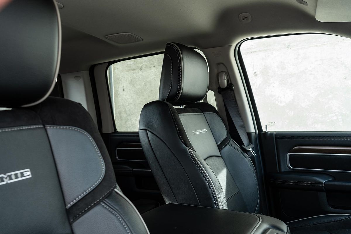2024 RAM 2500 Laramie DJ 4X4