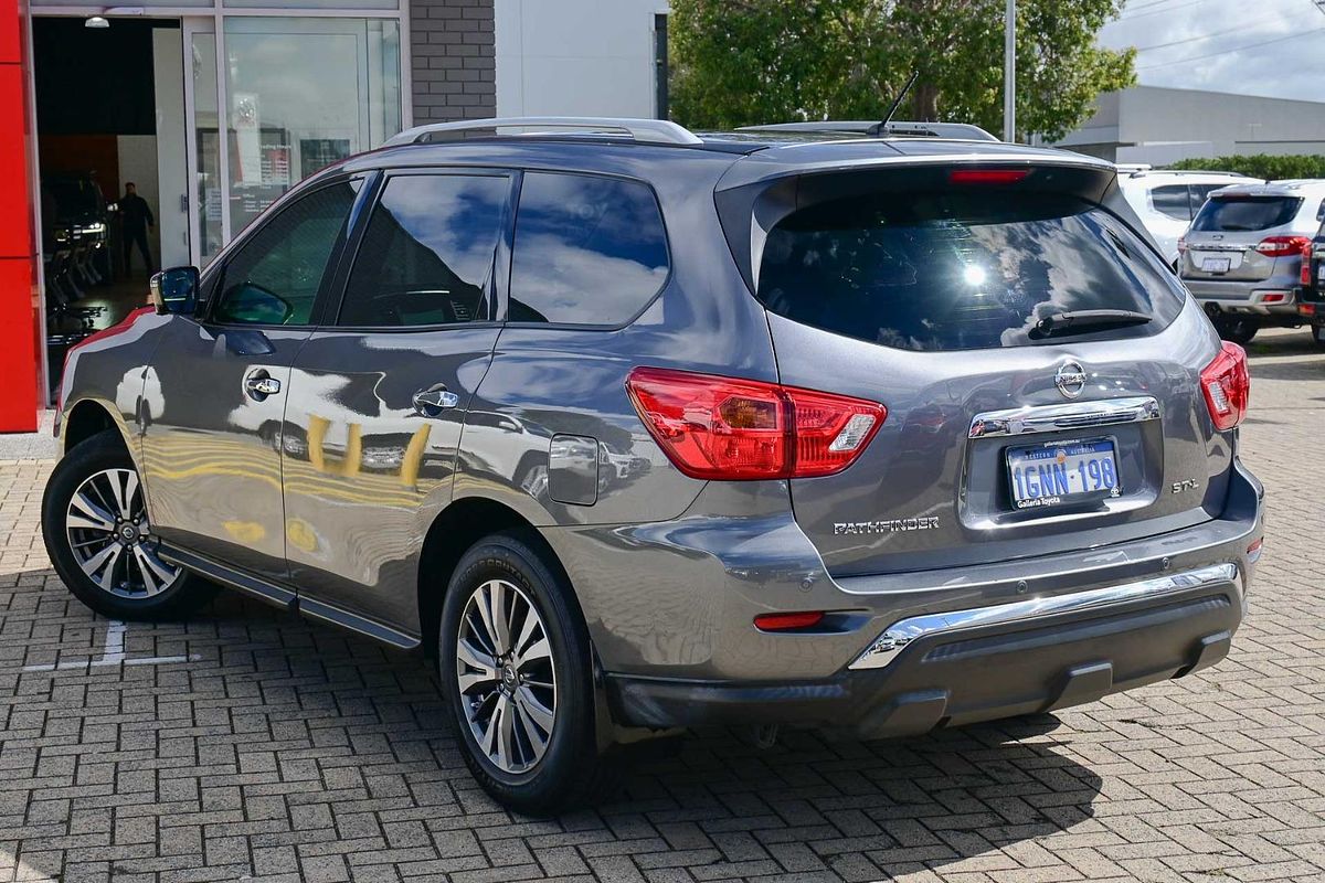 2018 Nissan Pathfinder ST-L R52 Series II